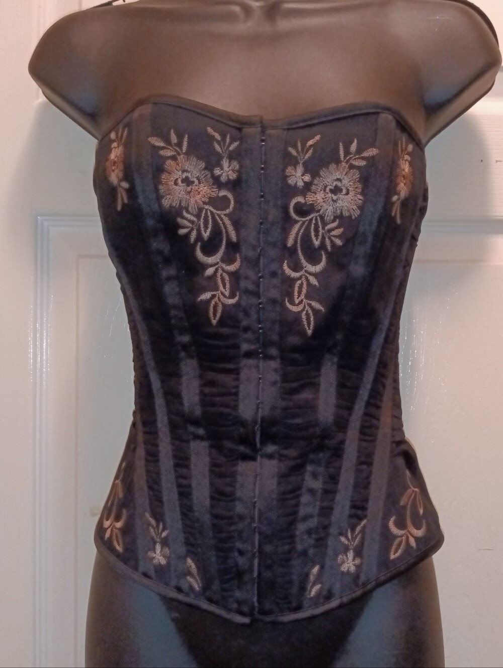 Strapless Black Floral Embroidered Bandeau Corset